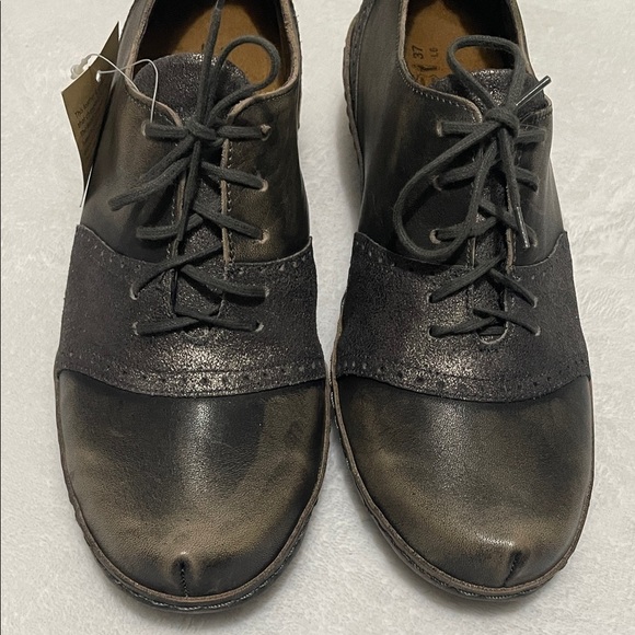 Naot Besalu Grey Shimmer & Vintage Oxford Lace Up Shoes Sz 37 - Picture 9 of 13